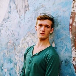 Meet your Posher, Logan